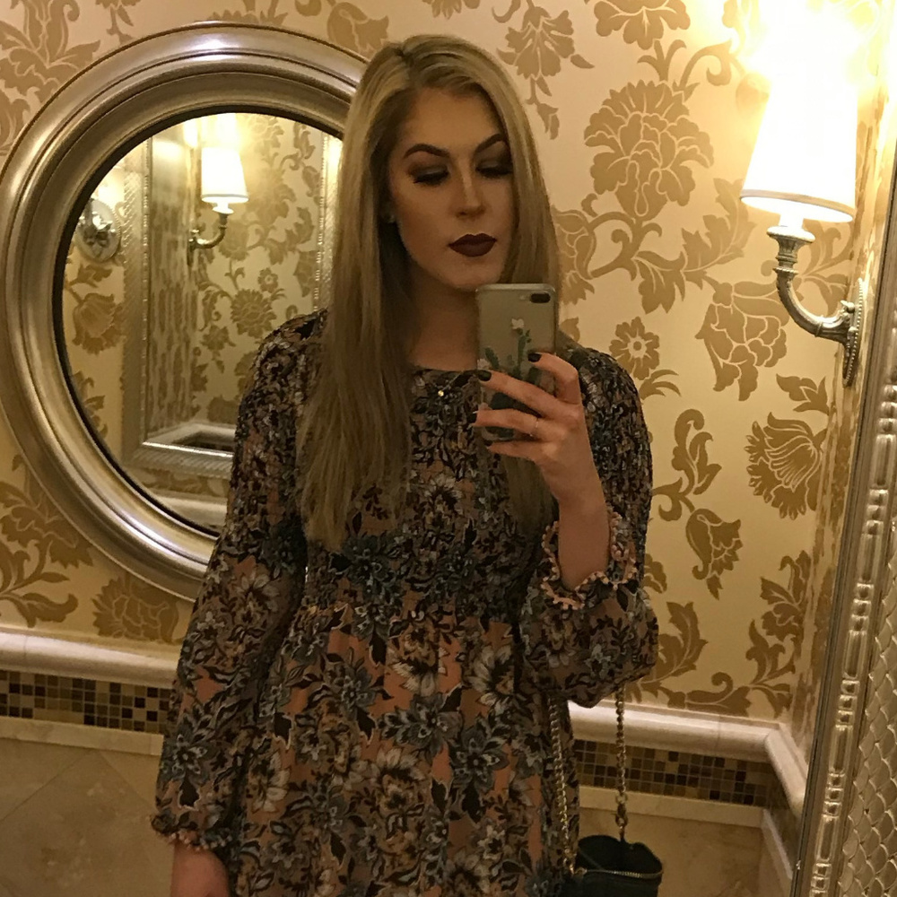 Meet your Posher, Candace